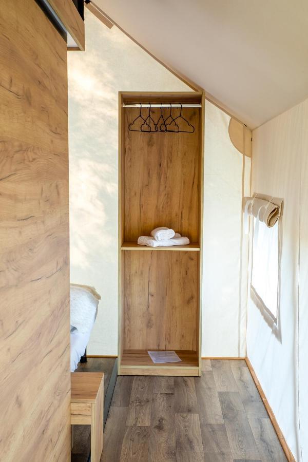 Glamping Pod Gwiazdami Pietrusza Wola Hotel Екстериор снимка